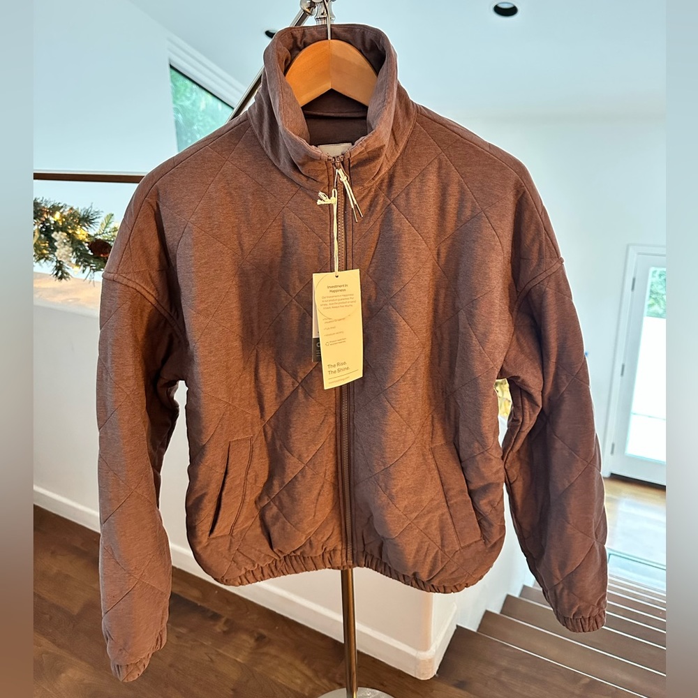 Vuori NWT Halo Insulated Jacket